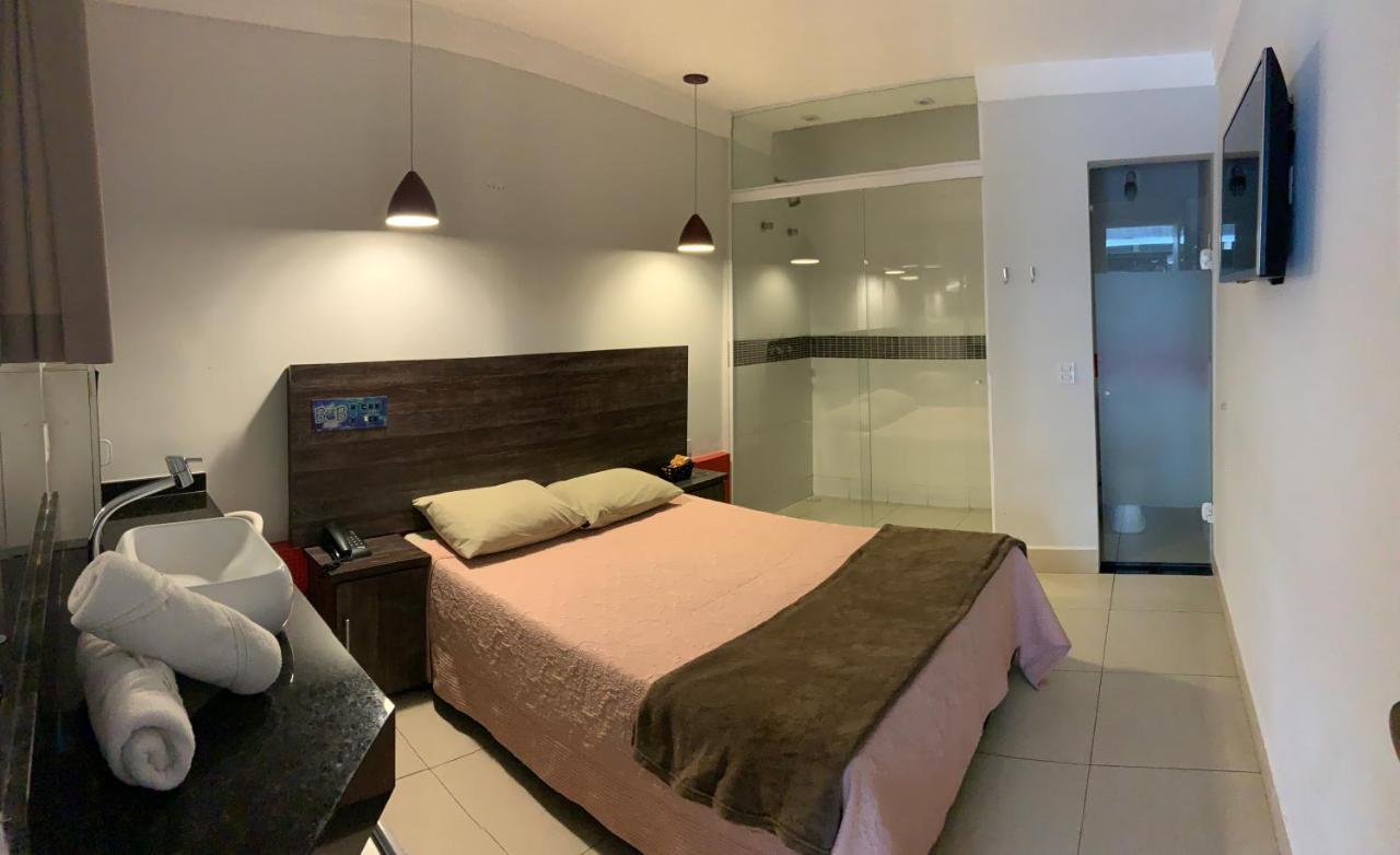 Bob Motel 瓜卢流斯 外观 照片